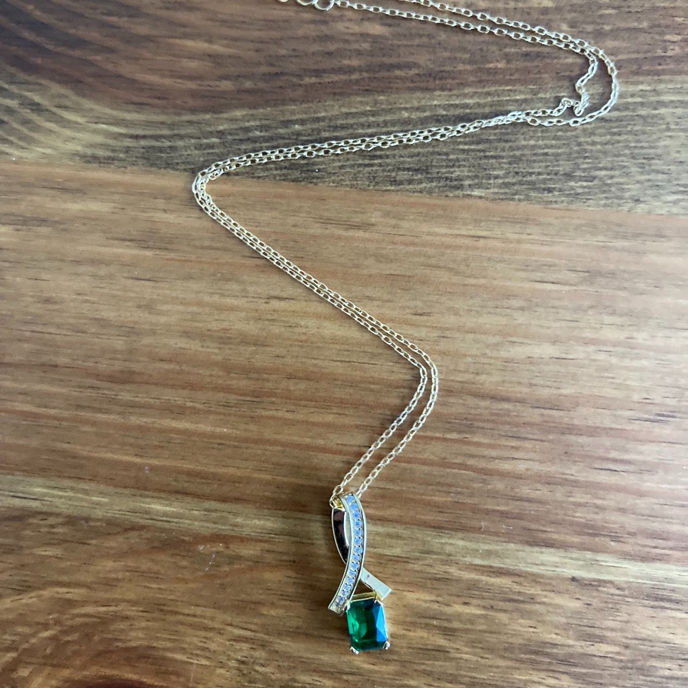 Gold and Green Ribbon Necklace